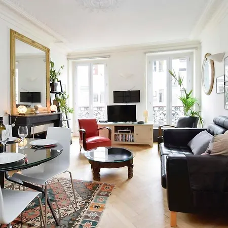 Parisian 2 Bedrooms Marais - Bastille